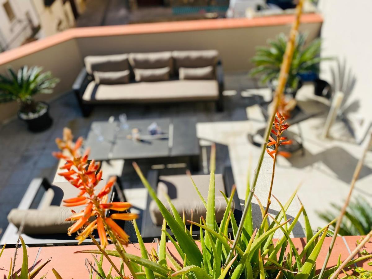 Hotel Carbonell Llança Dış mekan fotoğraf