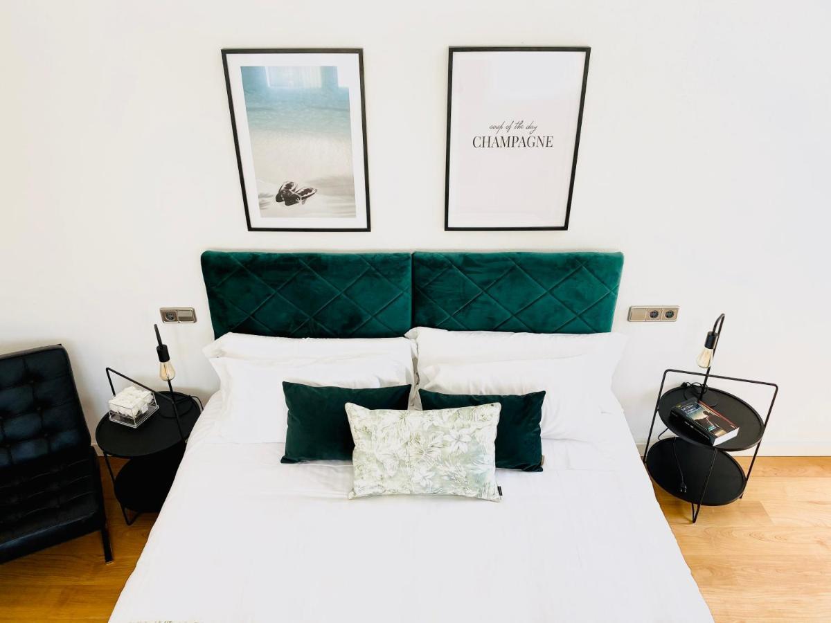 Hotel Carbonell Llança Dış mekan fotoğraf