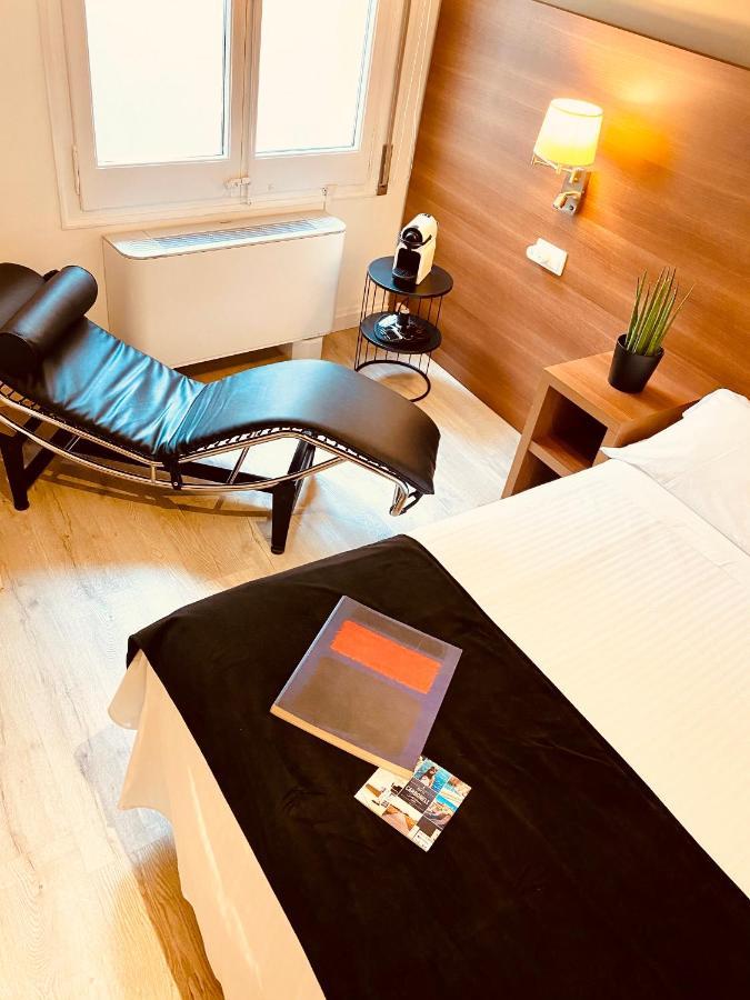 Hotel Carbonell Llança Dış mekan fotoğraf