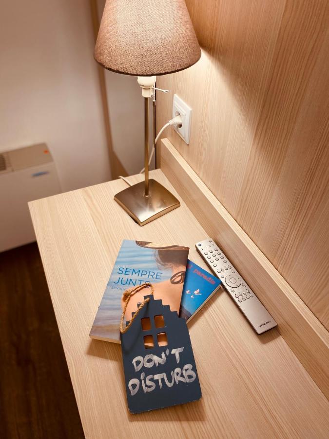 Hotel Carbonell Llança Dış mekan fotoğraf